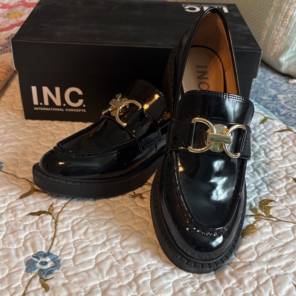 INC Visala Hardware Slip-on Loafers Back Patent Women’s Size 8 - Picture 2 of 9